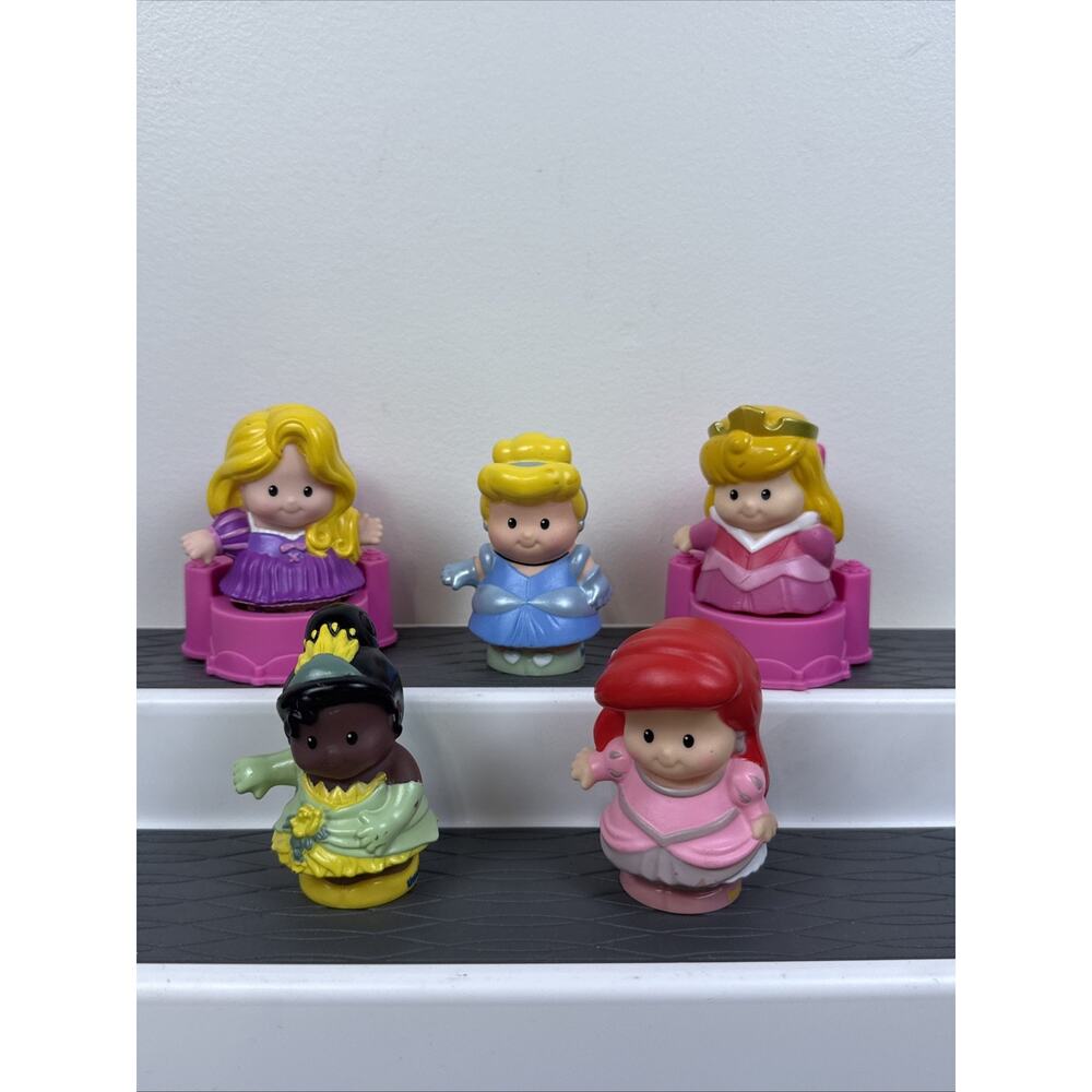 Little People Disney Princess lot Of Ariel Cinderella Rapunzel Tiana Aurora 2012